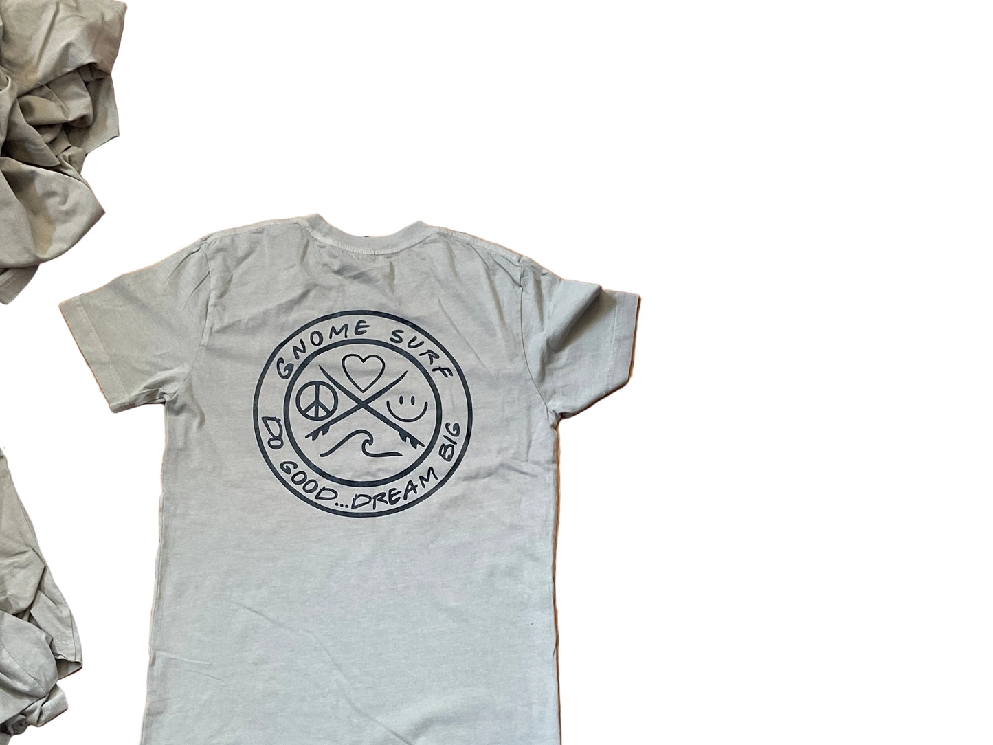 Gnome Sara Gnome Surfing Tshirt